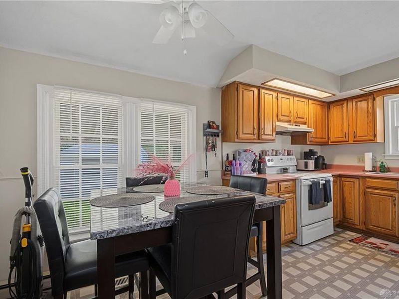 415 S Stadium Drive, Xenia, OH 45385 Photo 8