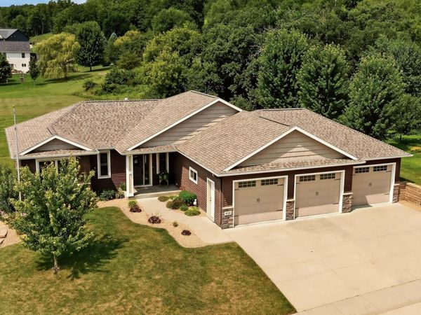 513 Hillside Drive SE, Chatfield, MN 55923