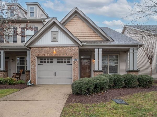 507 Griffin Cir, Hermitage, TN 37076