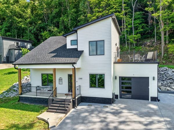 2343 Shoreside Dr, Smithville, TN 37166