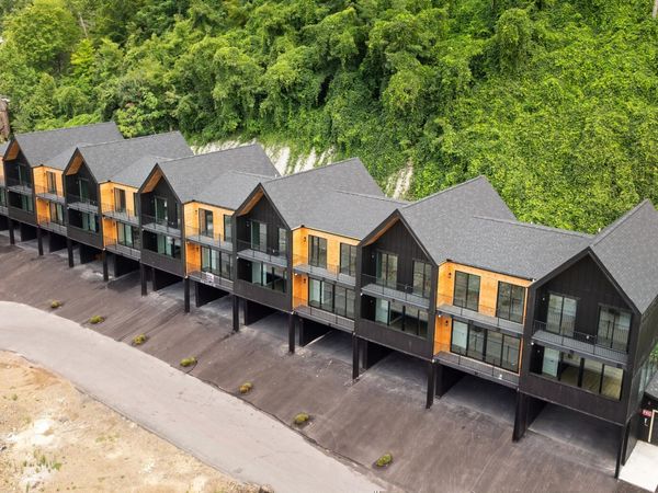 215 Circle Drive , Unit 12, Gatlinburg, TN 37738