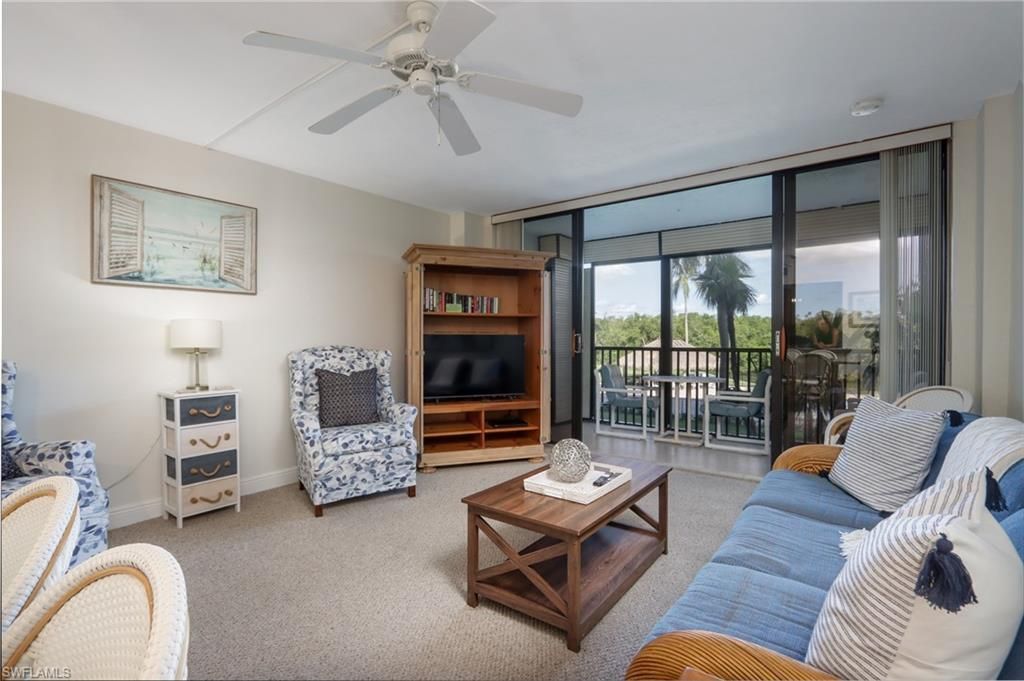 11 Bluebill Ave , Unit 103, Naples, FL 34103 Photo