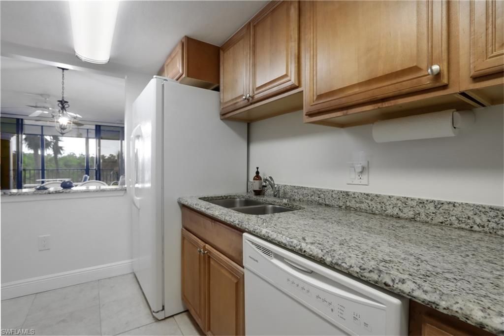 11 Bluebill Ave , Unit 103, Naples, FL 34103 Photo