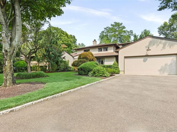 10 Doral Drive , Manhasset, NY 11030