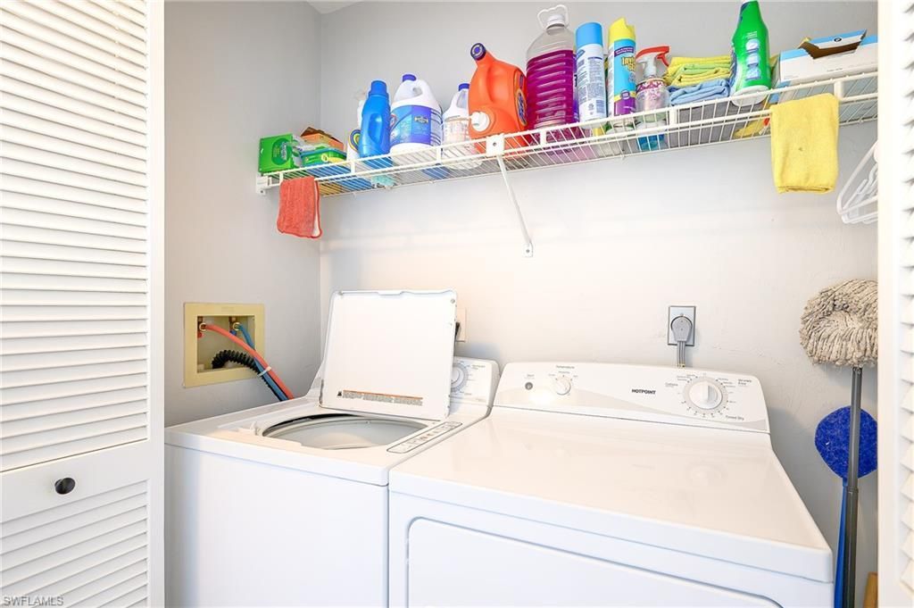 586 Beachwalk Cir, Unit O-305, Naples, FL 34108 Photo
