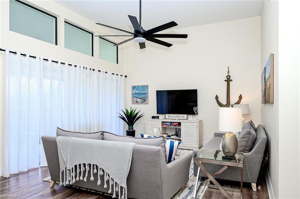586 Beachwalk Cir, Unit O-305, Naples, FL 34108 Photo