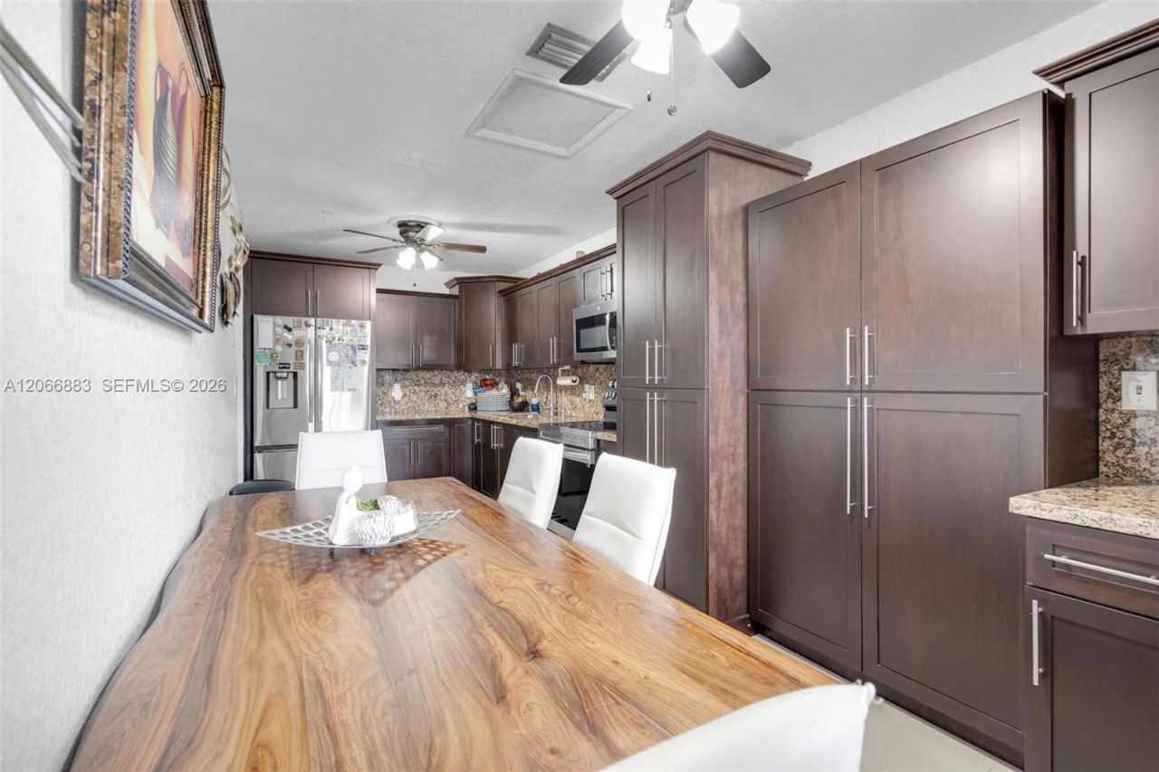 20514 NW 44th Pl, Miami Gardens, FL 33055 Photo