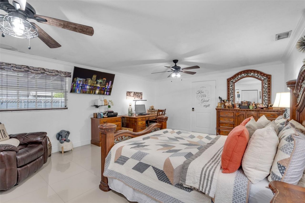 20514 NW 44th Pl, Miami Gardens, FL 33055 Photo