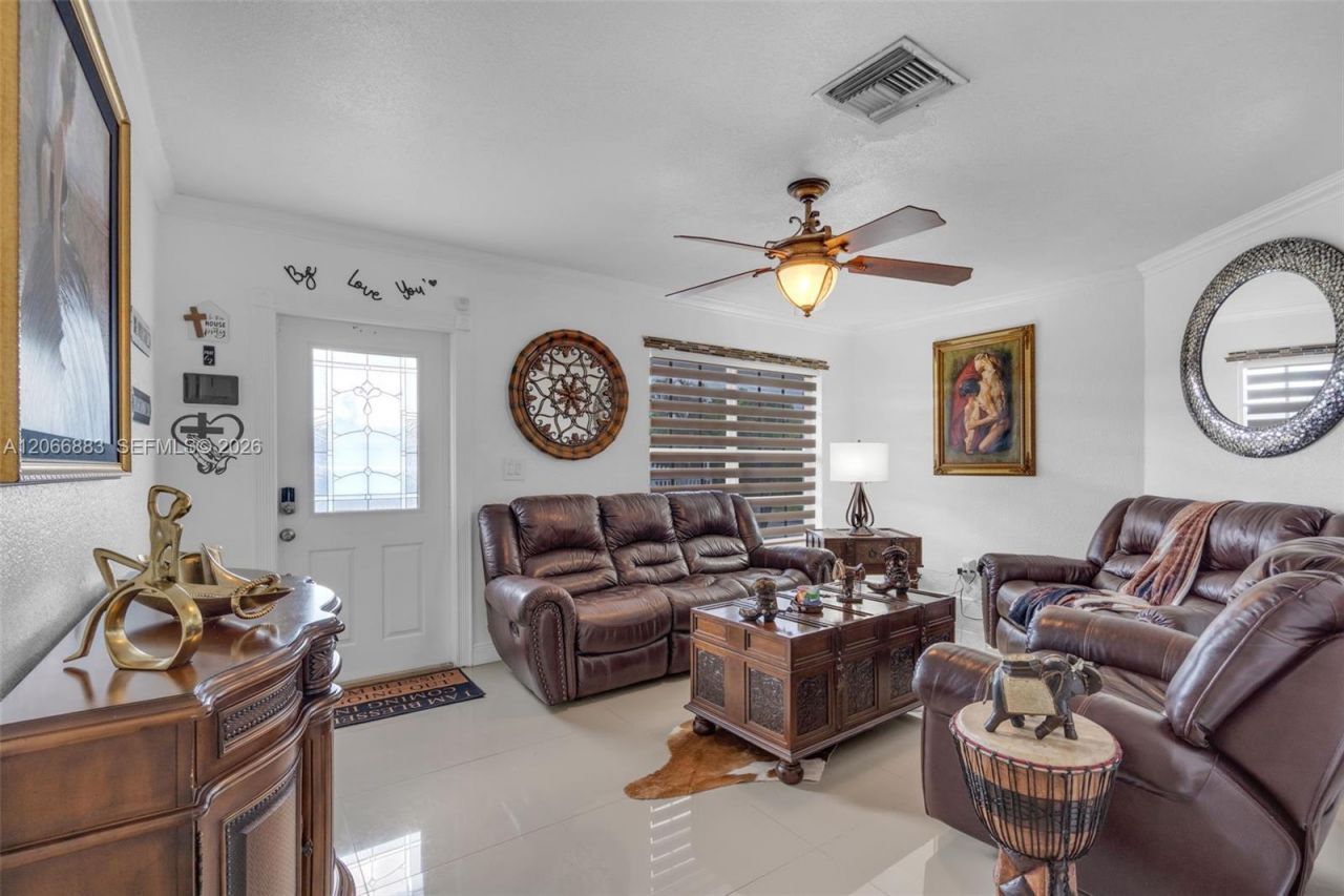 20514 NW 44th Pl, Miami Gardens, FL 33055 Photo