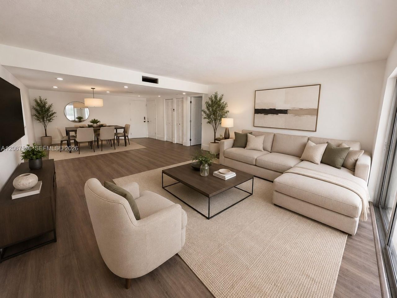 200 178th Dr, Unit 312, Sunny Isles Beach, FL 33160 Photo