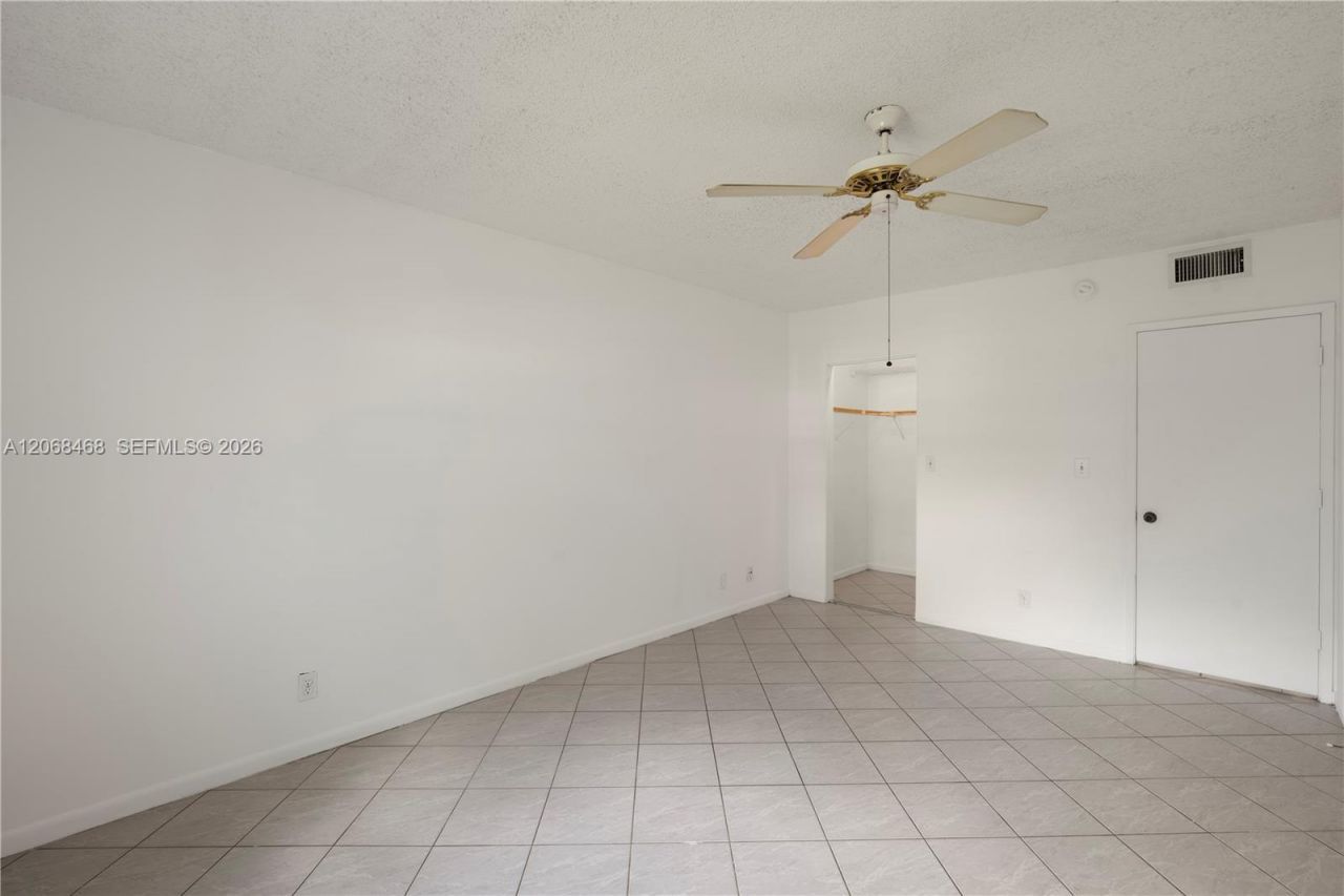 5620 SW 3rd Pl, Unit 103, Margate, FL 33068 Photo