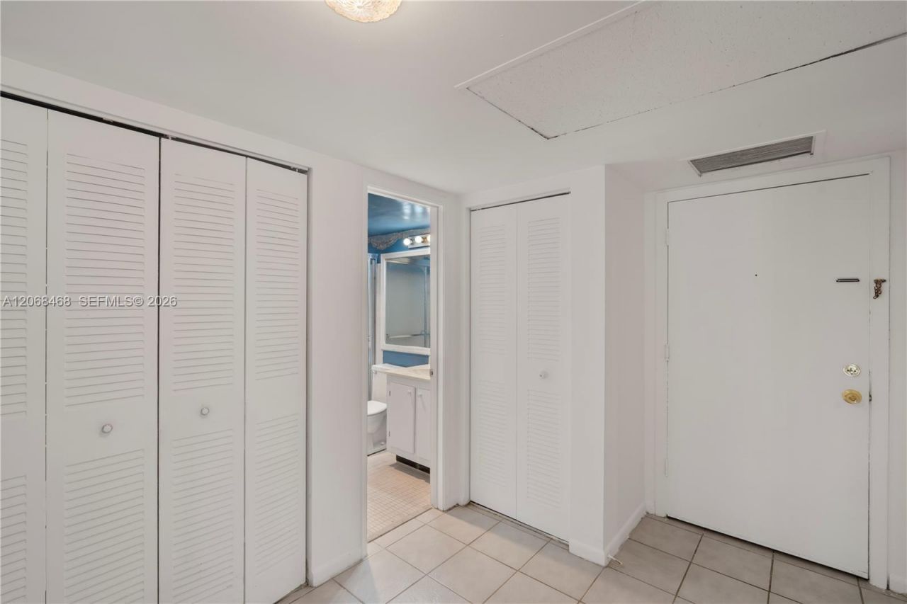 5620 SW 3rd Pl, Unit 103, Margate, FL 33068 Photo