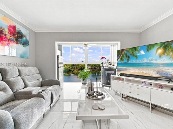 2741 N Pine Island Rd , Unit 302, Sunrise, FL 33322