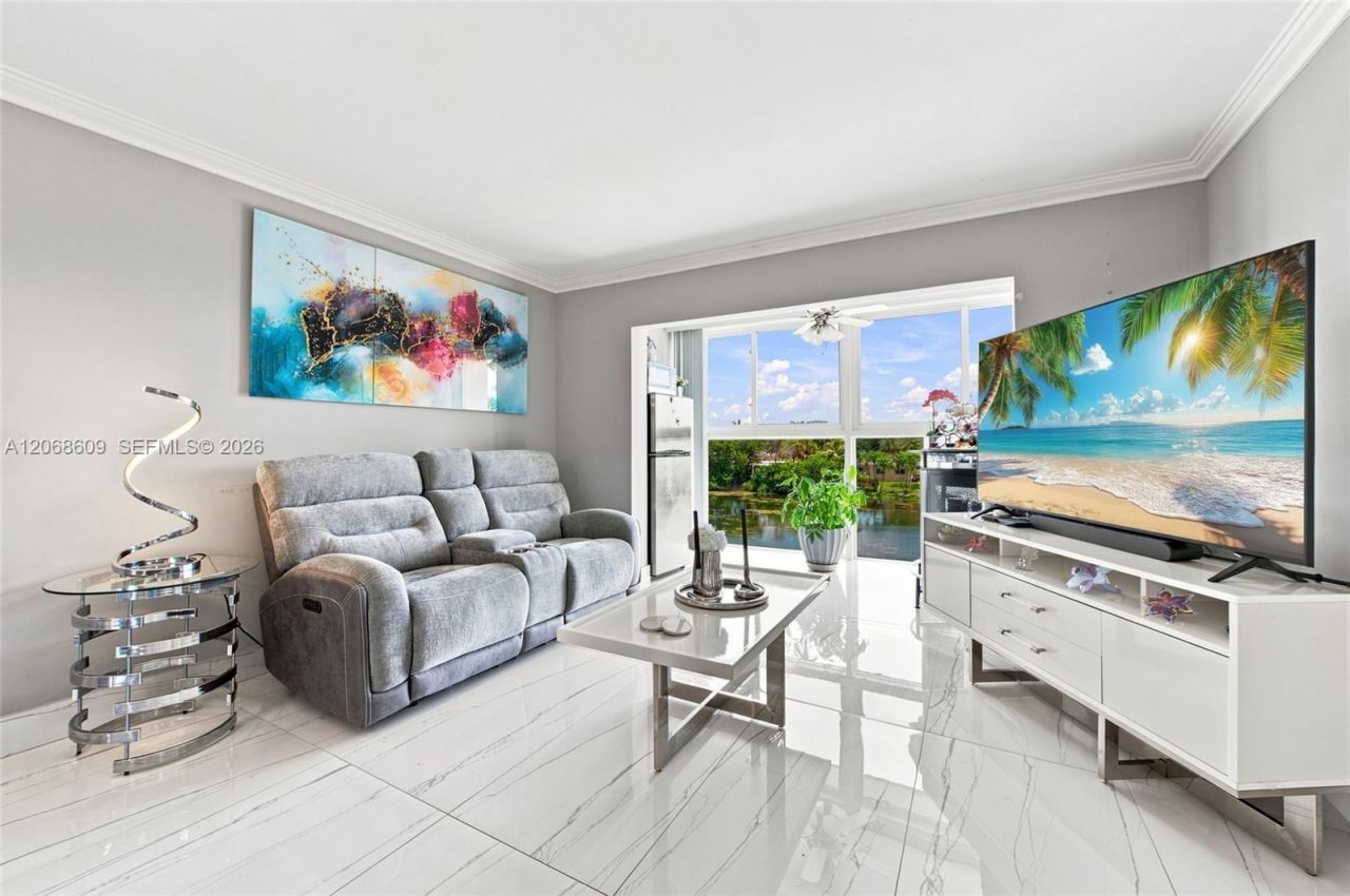 2741 N Pine Island Rd , Unit 302, Sunrise, FL 33322 Photo