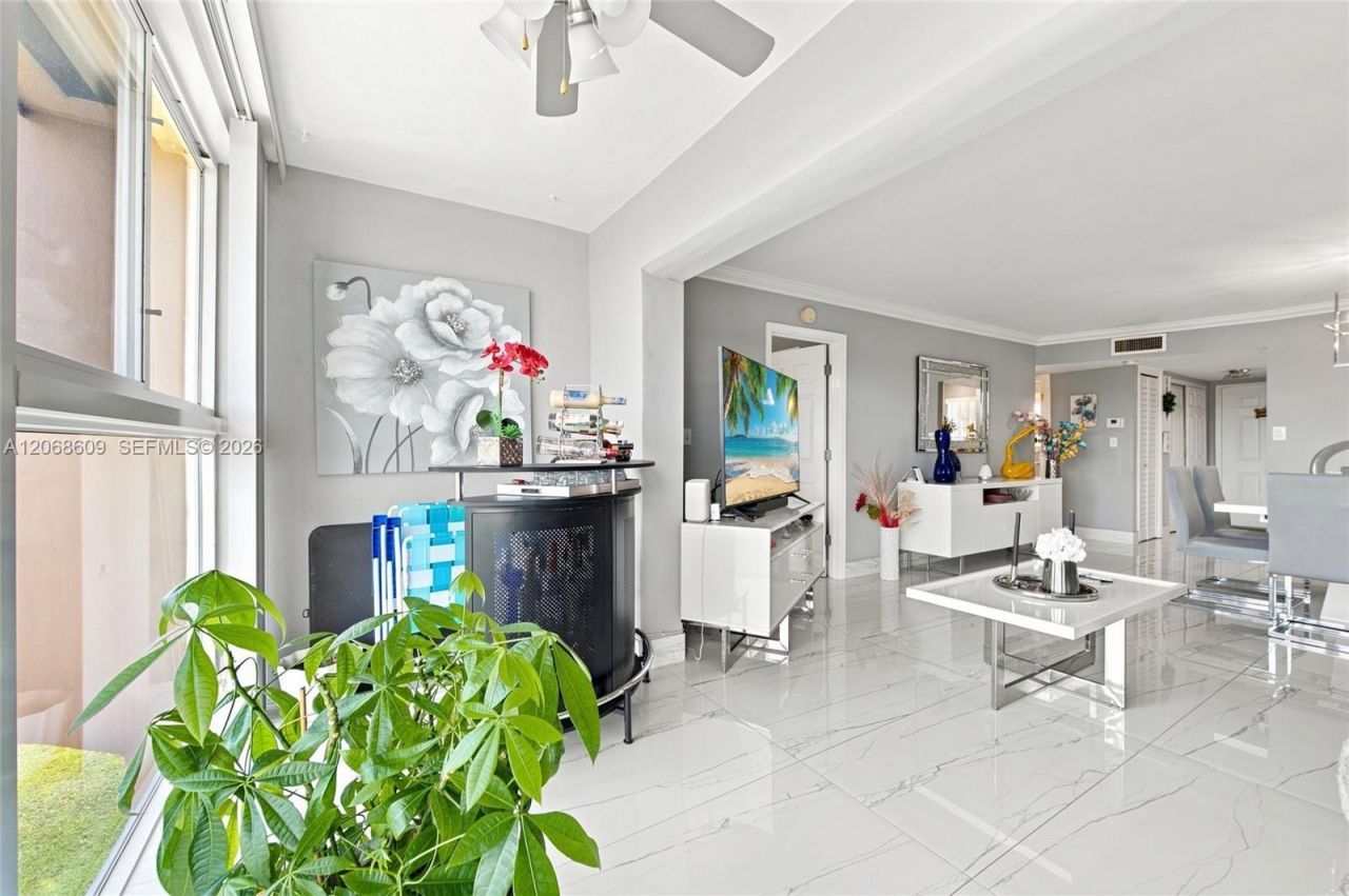 2741 N Pine Island Rd , Unit 302, Sunrise, FL 33322 Photo