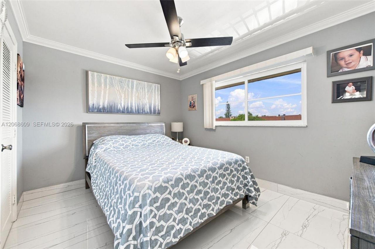 2741 N Pine Island Rd , Unit 302, Sunrise, FL 33322 Photo