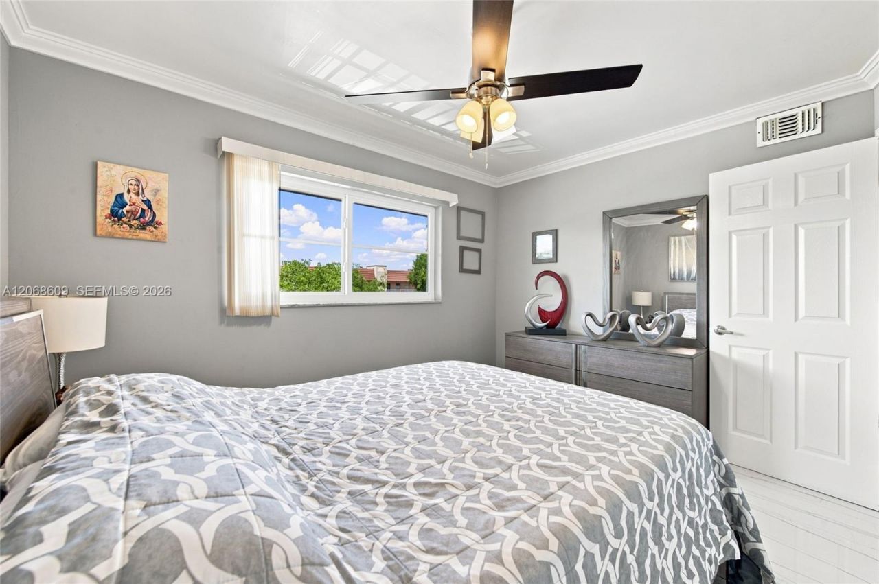 2741 N Pine Island Rd , Unit 302, Sunrise, FL 33322 Photo