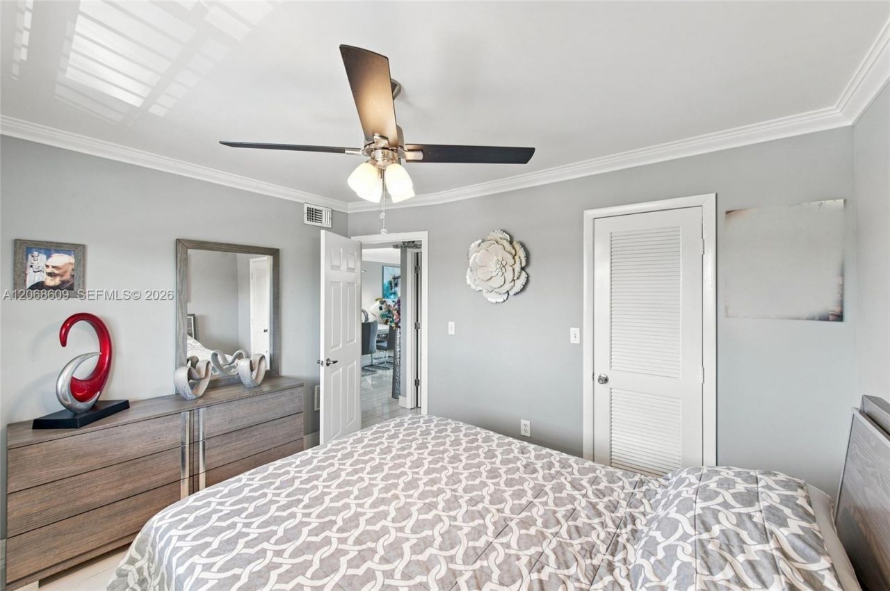 2741 N Pine Island Rd , Unit 302, Sunrise, FL 33322 Photo