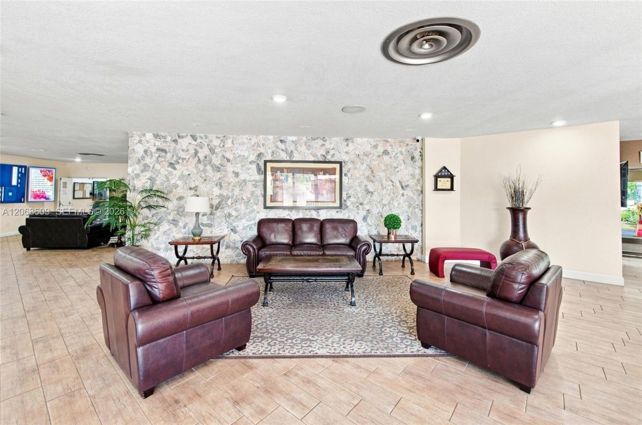 2741 N Pine Island Rd , Unit 302, Sunrise, FL 33322 Photo
