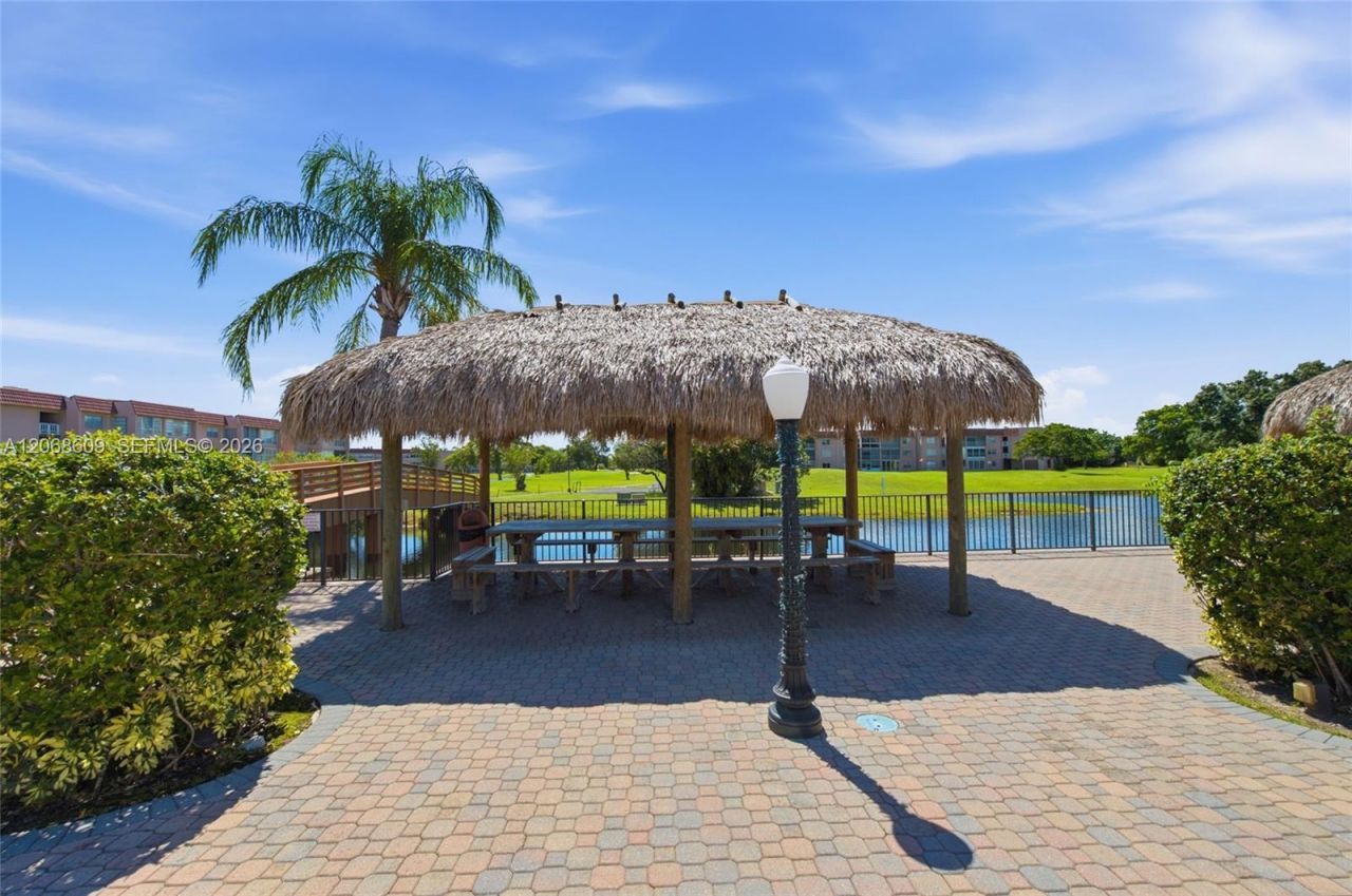 2741 N Pine Island Rd , Unit 302, Sunrise, FL 33322 Photo