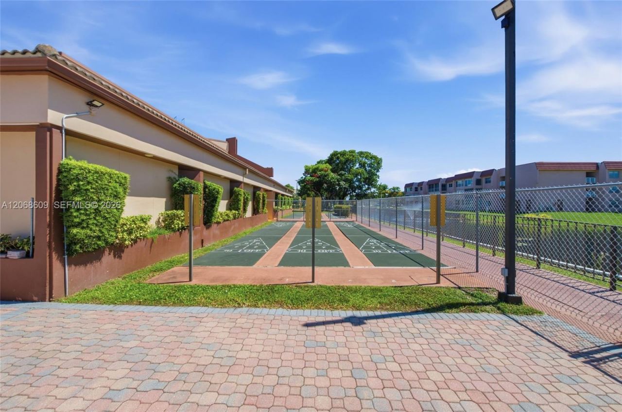 2741 N Pine Island Rd , Unit 302, Sunrise, FL 33322 Photo