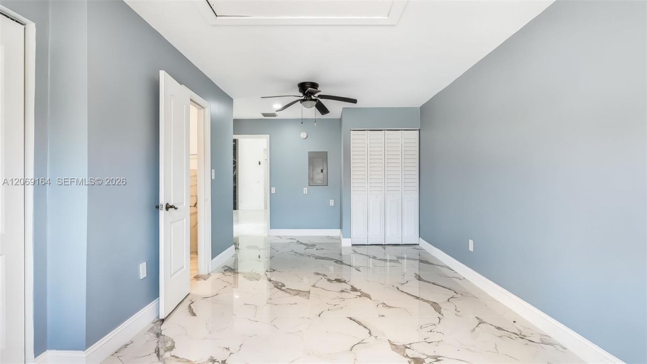 2421 SW 84th Ter , Miramar, FL 33025 Photo