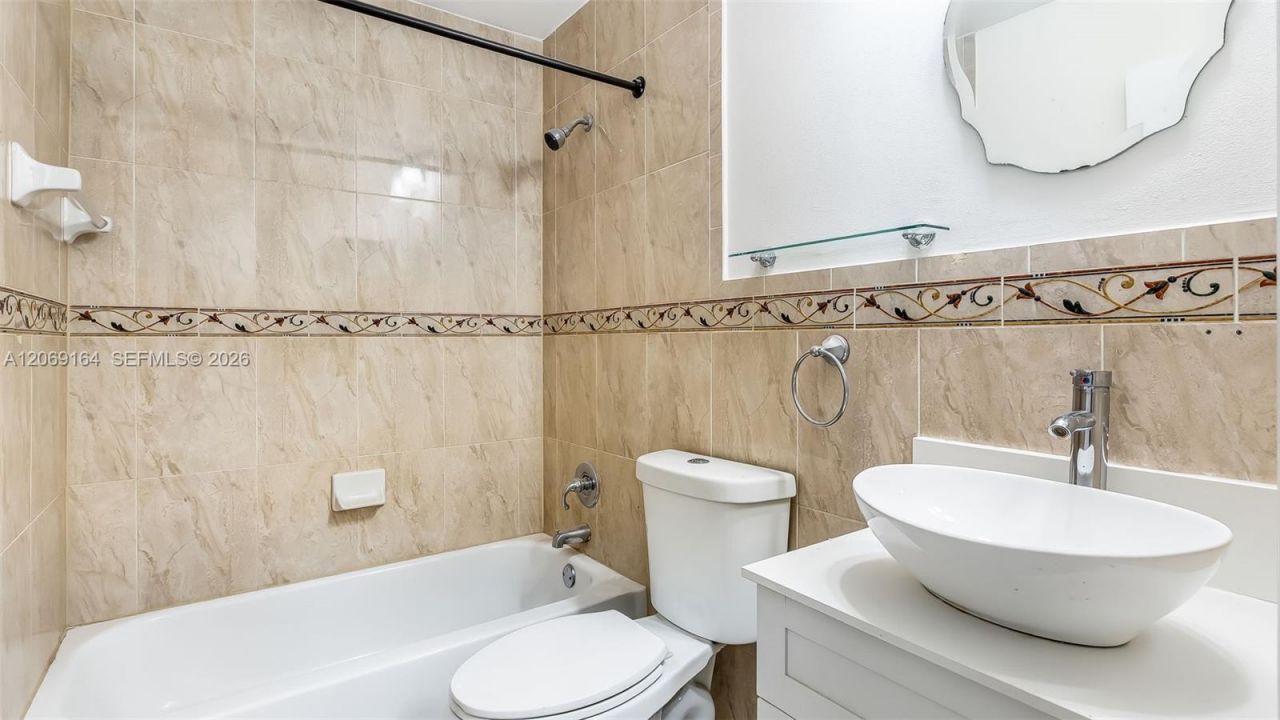 2421 SW 84th Ter , Miramar, FL 33025 Photo