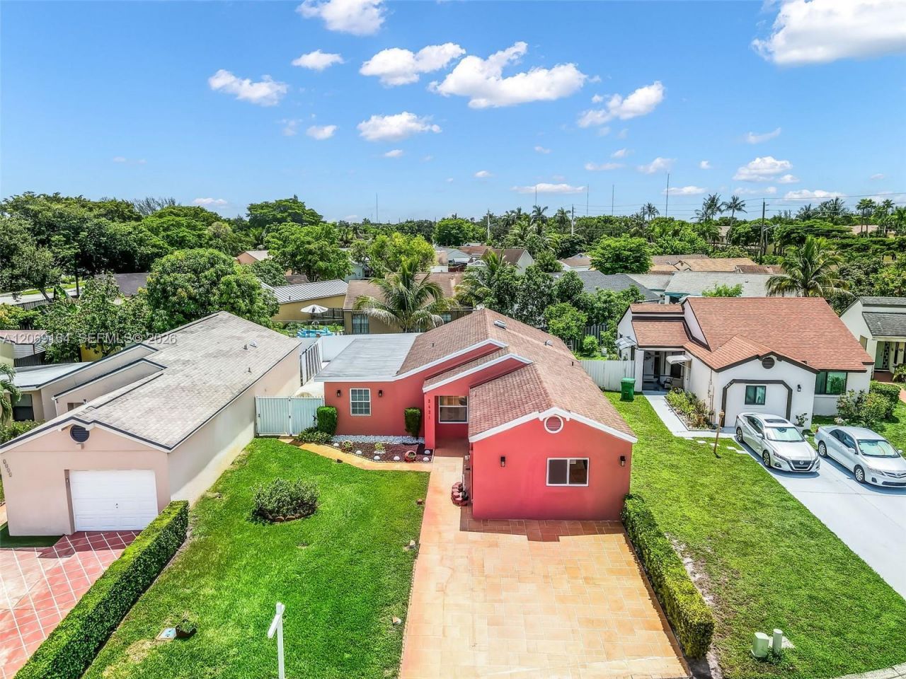 2421 SW 84th Ter , Miramar, FL 33025 Photo