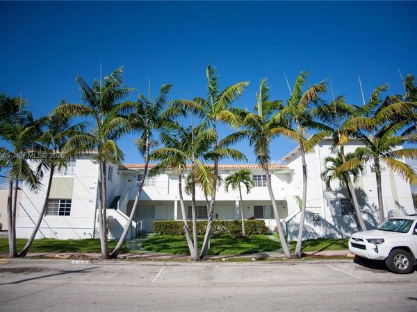 7130 Rue Versailles, Unit 10, Miami Beach, FL 33141