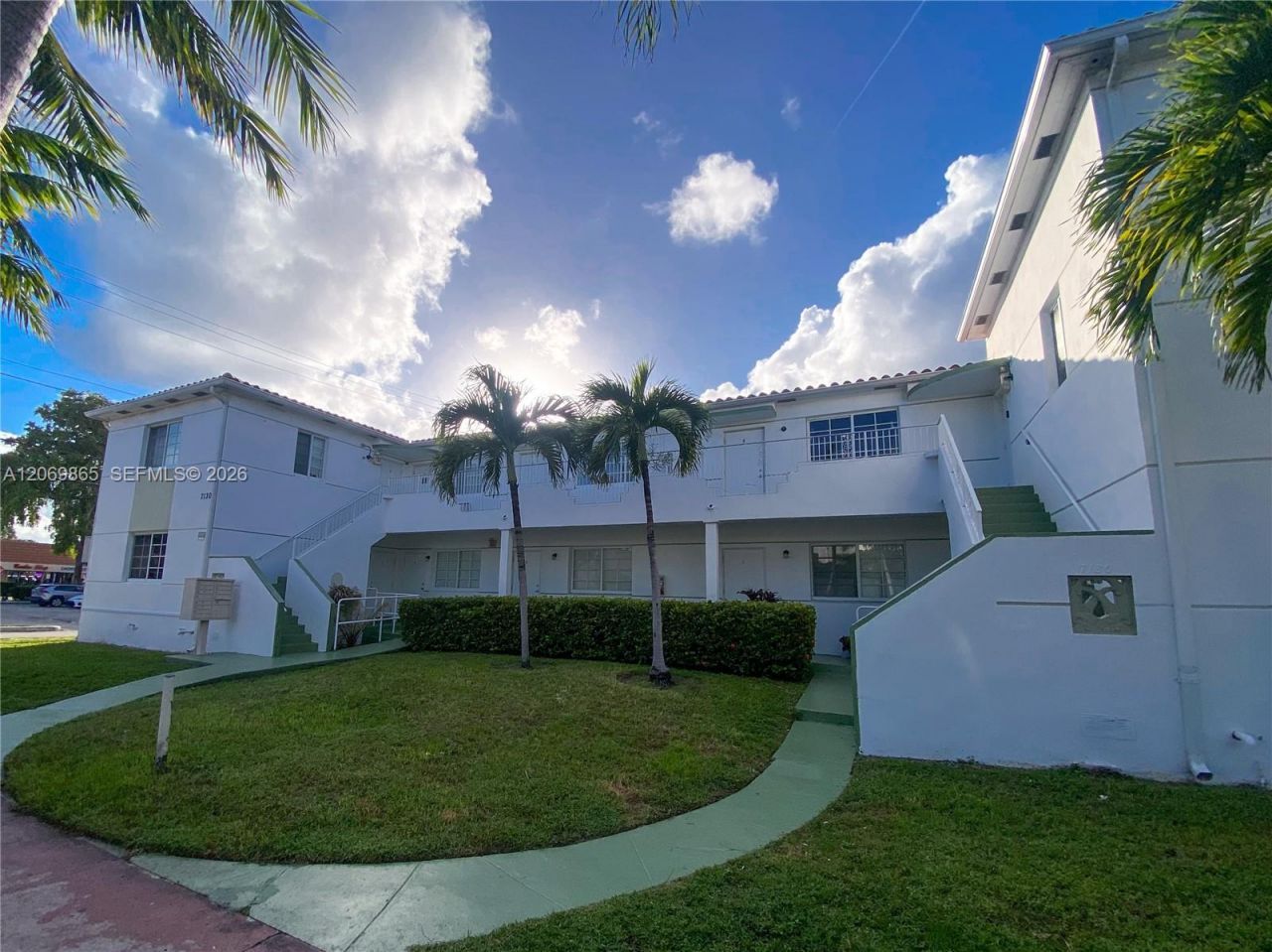 7130 Rue Versailles , Unit 10, Miami Beach, FL 33141 Photo