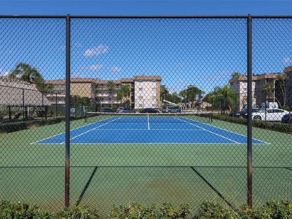 8141 SW 24th Ct, Unit 406, Davie, FL 33324