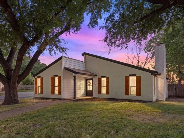 401 Lindenwood Lane W, Hewitt, TX 76643