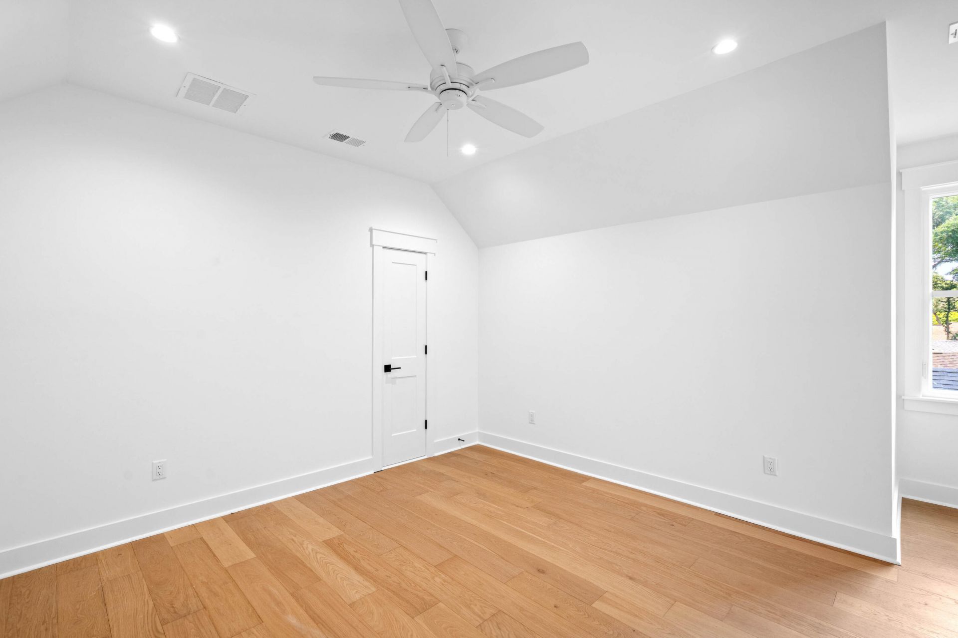 665 S Reeve Road Photo 34