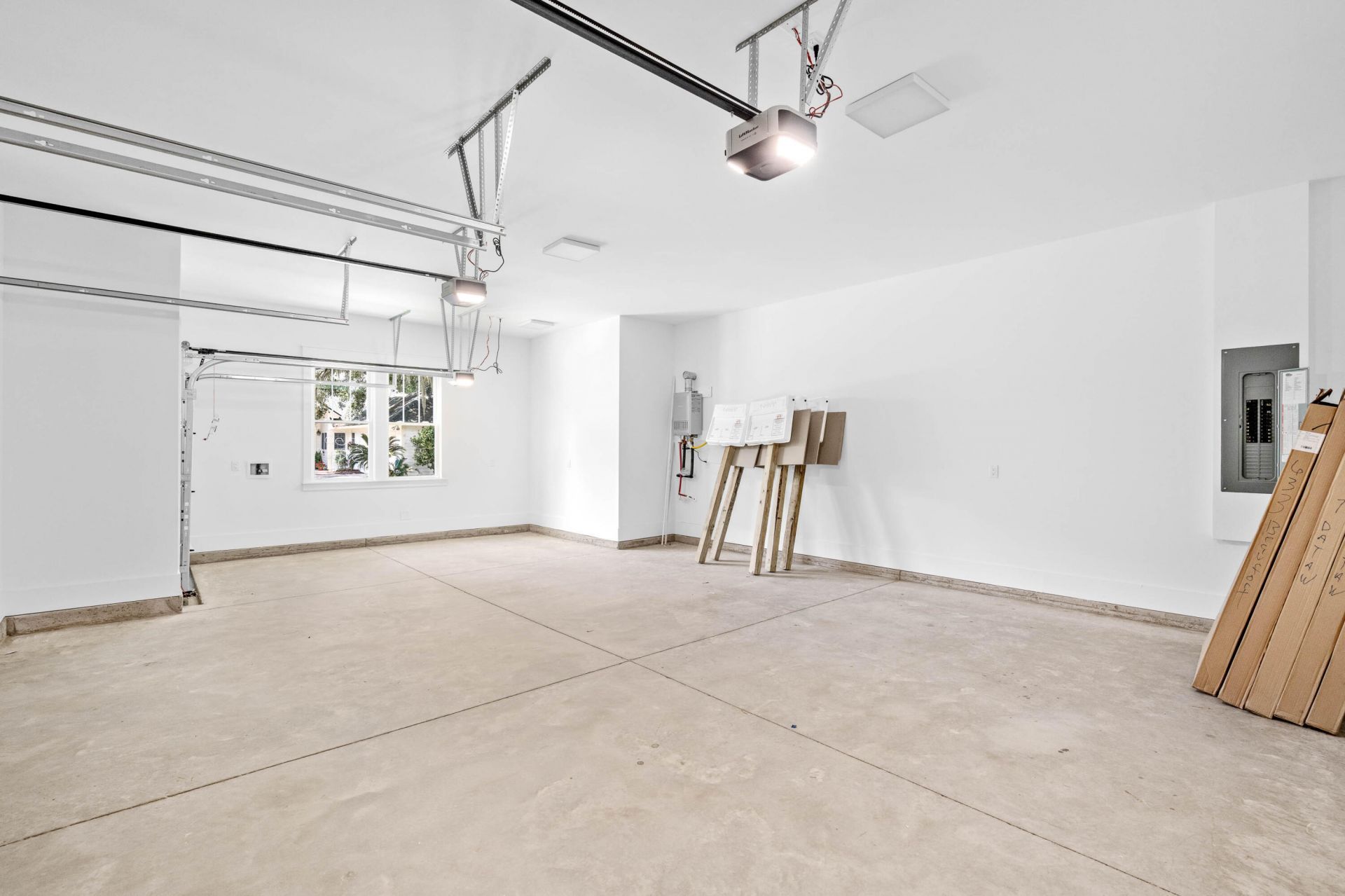 665 S Reeve Road Photo 38