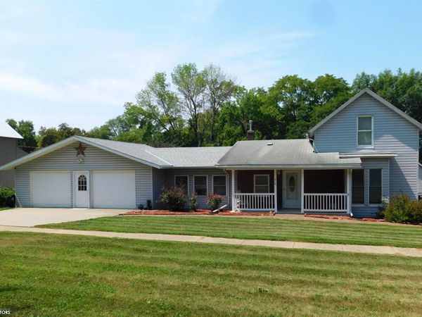 216 Main Street, Charter Oak, IA 51439