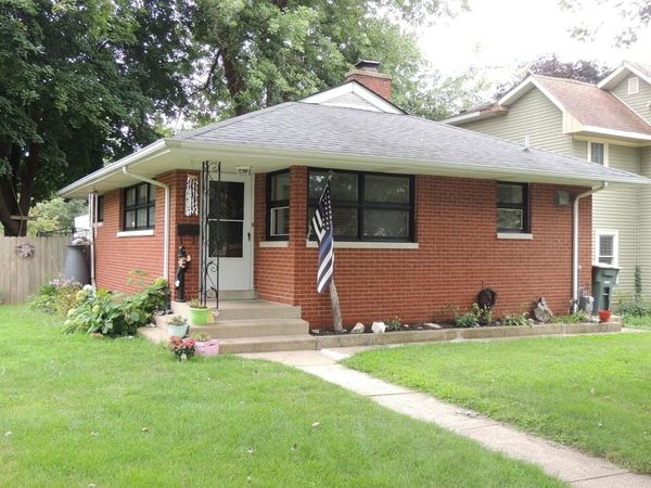 455 Ridgeland Avenue , Valparaiso, IN 46385