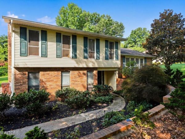 1909 Grenada Blvd, Knoxville, TN 37922