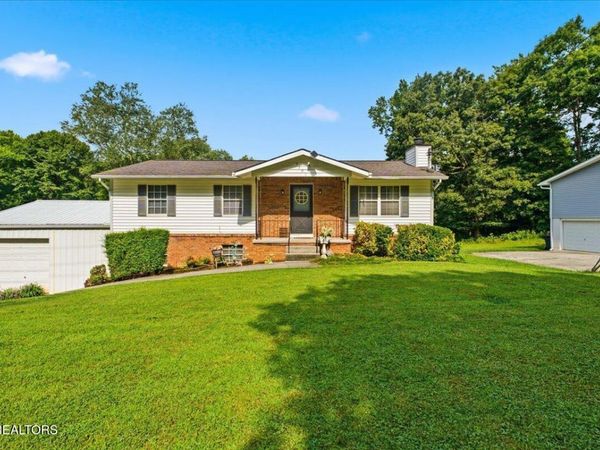 5731 Wooded Acres Drive, Knoxville, TN 37921