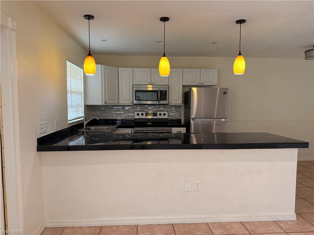 4290 Gulfstream Dr , Unit 12, Naples, FL 34112 Photo