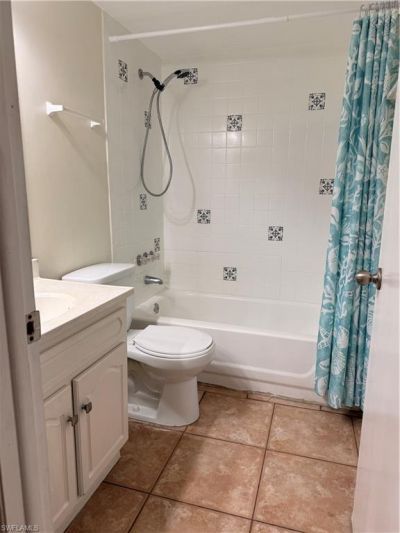 4290 Gulfstream Dr , Unit 12, Naples, FL 34112 Photo