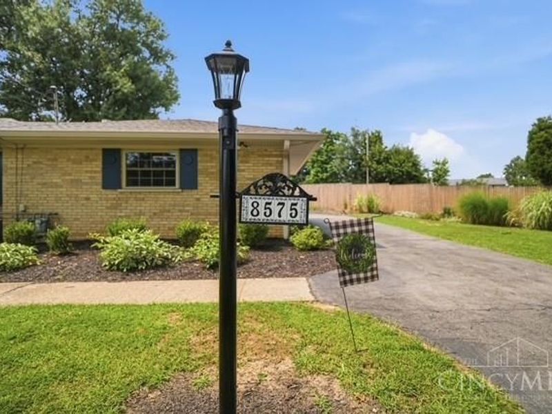 8575 Kentland Court, Amberley, OH 45236 Photo 5