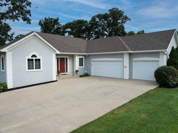 2449 Sand Trap Lane SE, Rochester, MN 55904