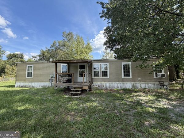 113 Horseshoe Loop, Saint George, GA 31562