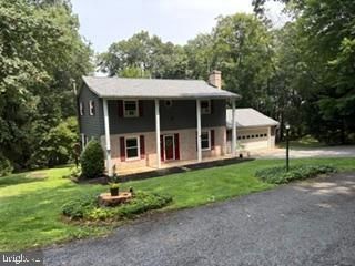 15 WOODLAND DRIVE , NEW PROVIDENCE, PA 17560