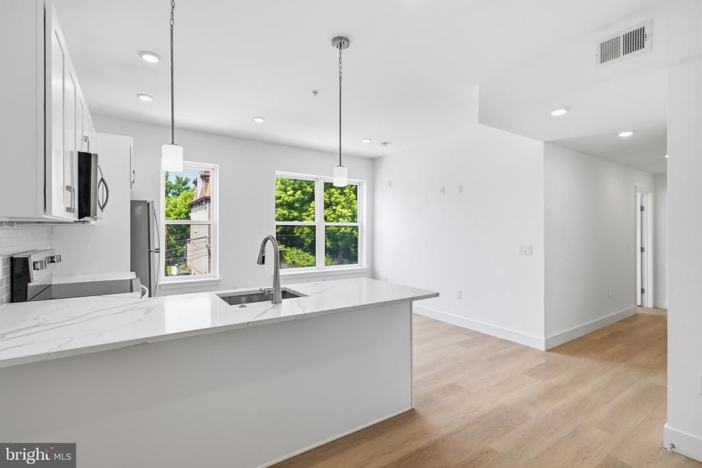 3637 N 16th Street, Unit D, Philadelphia, PA 19140 Main Photo