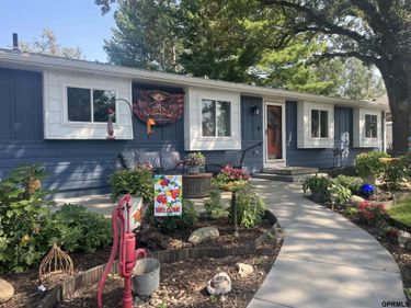 9109 Bellvue Drive, Plattsmouth, NE 68048