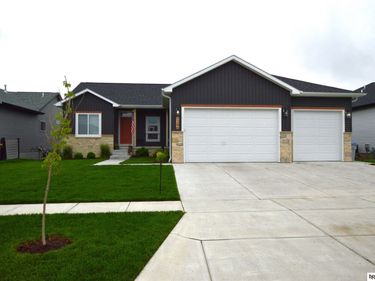 7246 N 49th Street, Lincoln, NE 68514