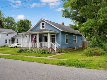 22 Mechanic Street, Phoenix, NY 13135