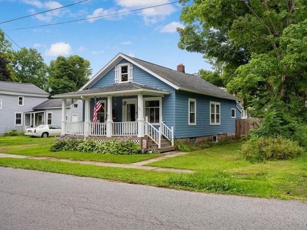 22 Mechanic Street , Phoenix, NY 13135