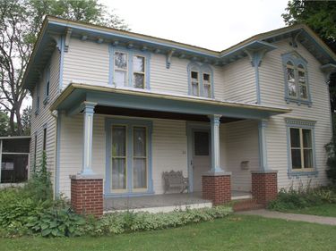 23 W Washington Street, Bath, NY 14810